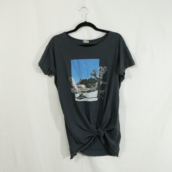 Free People Black Graphic Tee Size Small Joshua Tree Desert Print Boho Casual - Picture 1 of 5